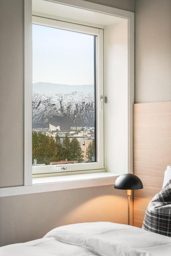 Enter St Elisabeth & Tromso